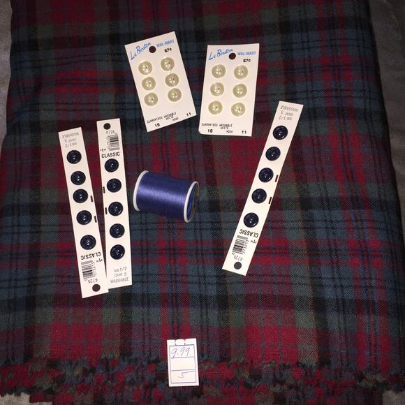 Vintage Plaid Wool Type Fabric /material w/ buttons & Thread - Picture 2 of 3